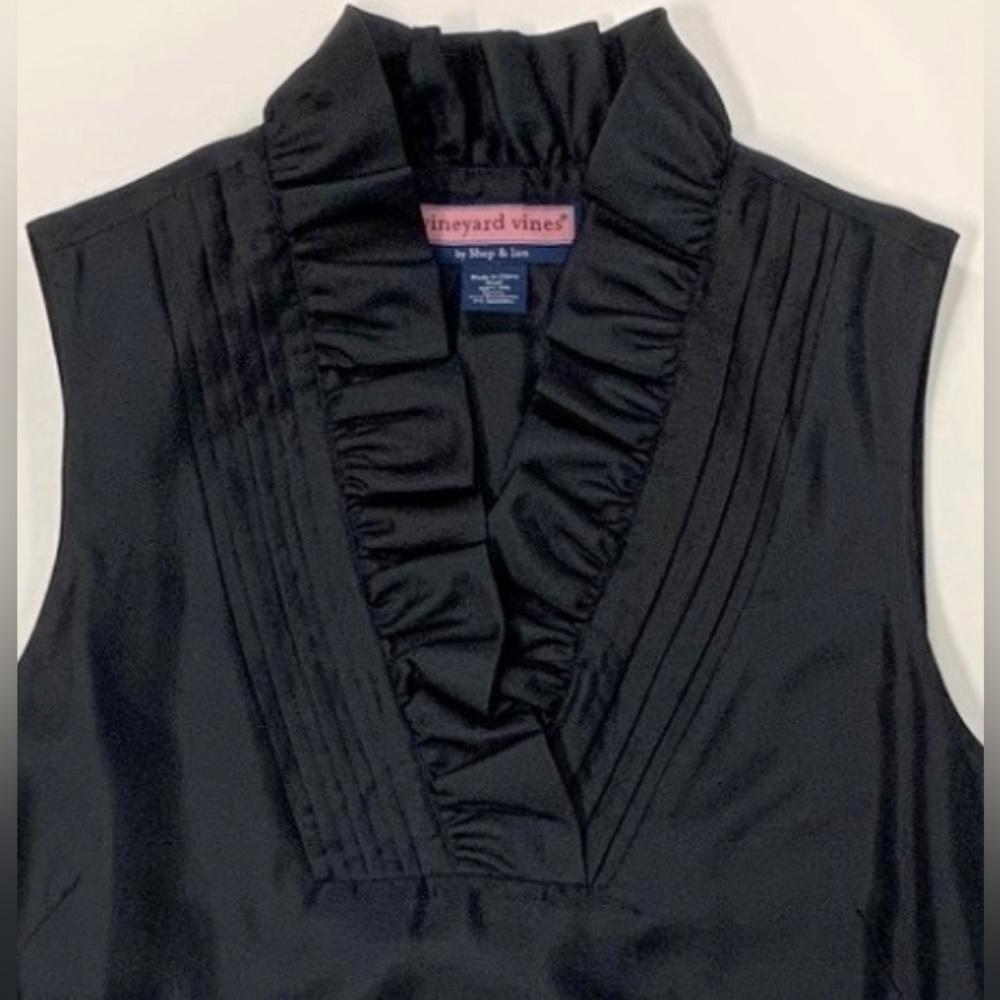 Vineyards Vines Ruffled Collar V-neck silk dress.  Black. Sz 6. EUC
